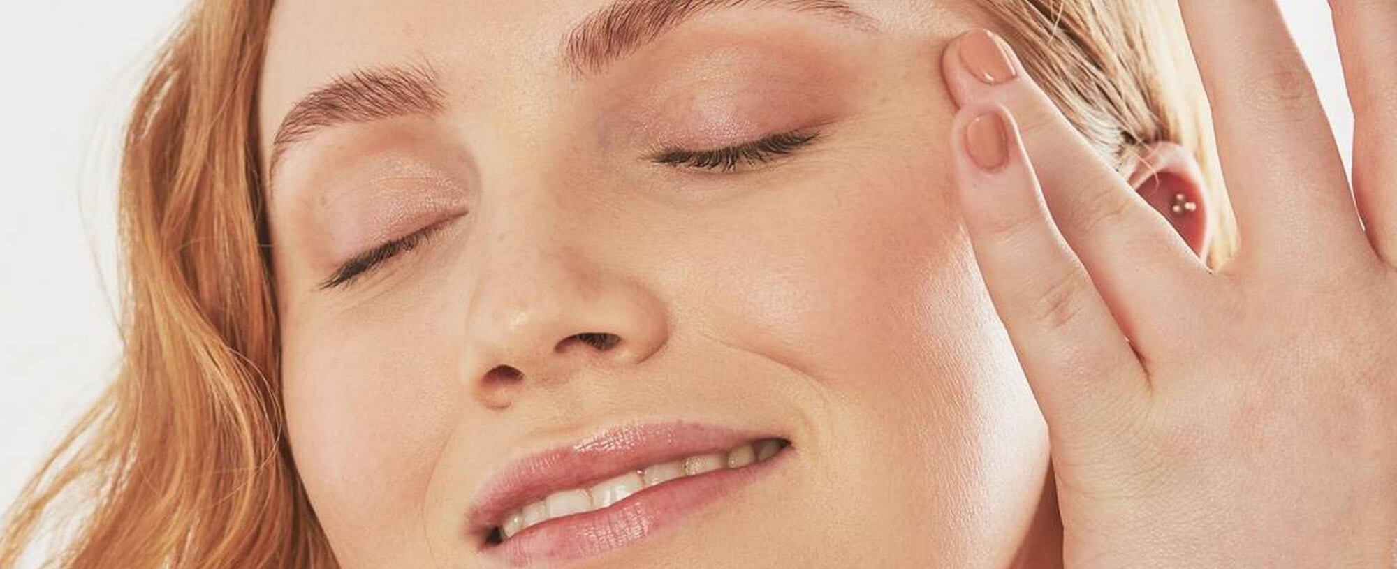 'อายครีมหรือครีมทารอบดวงตาคืออะไร? ช่วยอะไร? - ลอรีอัล ปารีส L’Oréal Paris