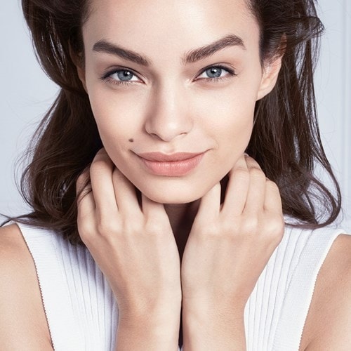 Luma Grothe Face Makeup Category Hero